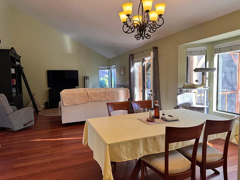 12571 Avenida Tineo — Photo 17