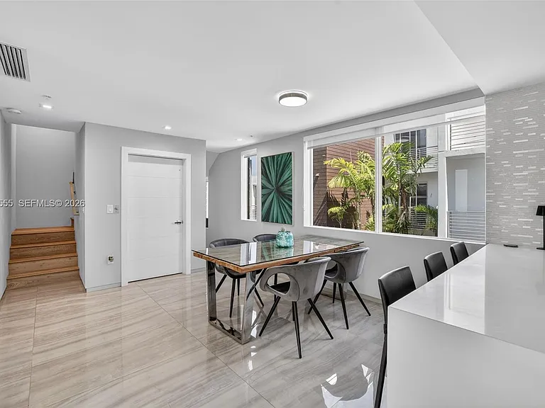 700 NE 14th Ave #311 — Photo 14