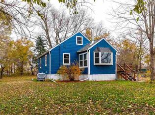 4212 15th St, Moline, IL 61265