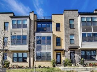 12022 N Shore Dr, Reston, VA 20190