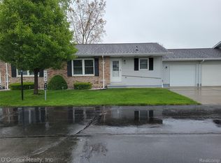 112 Joan Ct, Marysville, MI 48040