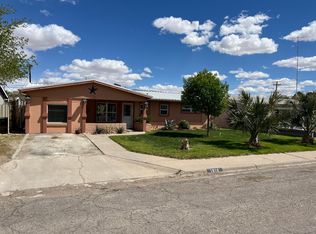 1810 S Alamo St, Pecos, TX 79772