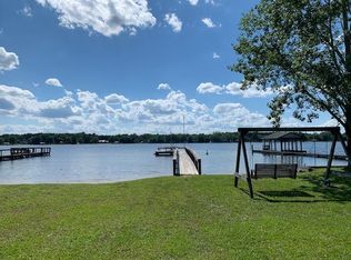 1222 Forest Lake Dr, Manning, SC 29102
