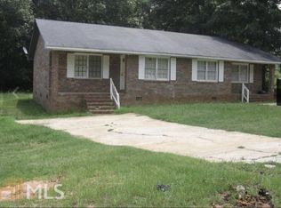 252 N McDonough Rd, Griffin, GA 30223