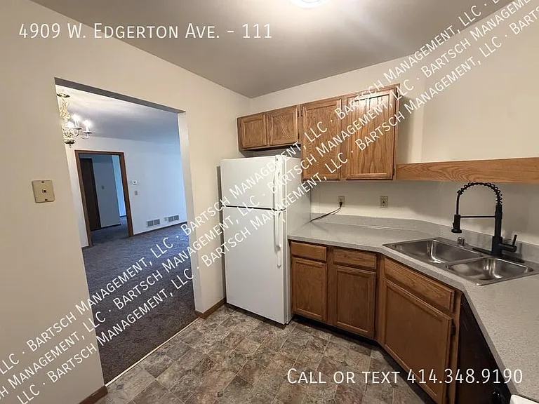 4909 W Edgerton Ave #111 — Photo 7