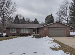 6142 Lippincott Ln, Rockford, IL 61107