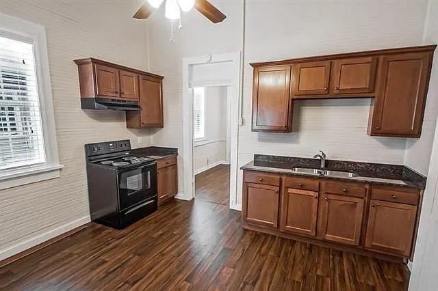 2 bed, 846 sqft, $1,500 — Photo 3