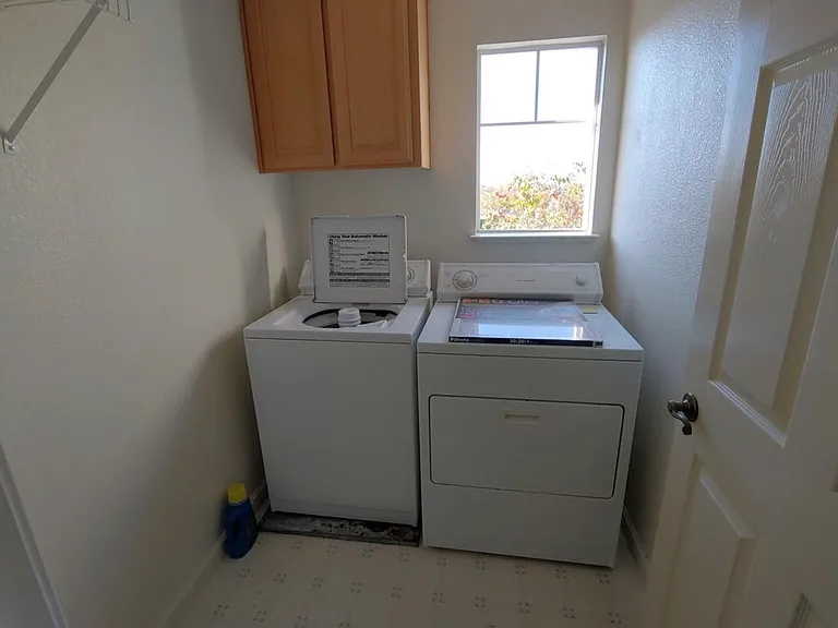 3031 Whisperwave Cir — Photo 12