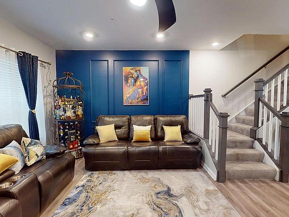 3rd image of 5554 Lanteen St #1105