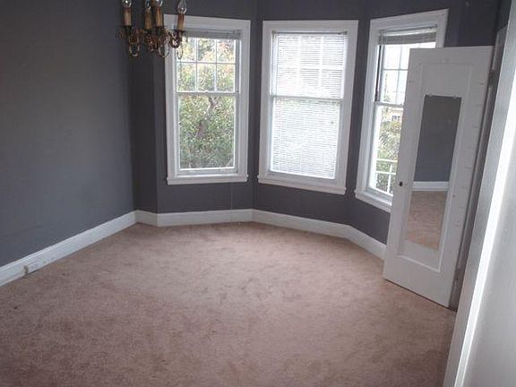 4th image of 601 Lake St APT 6