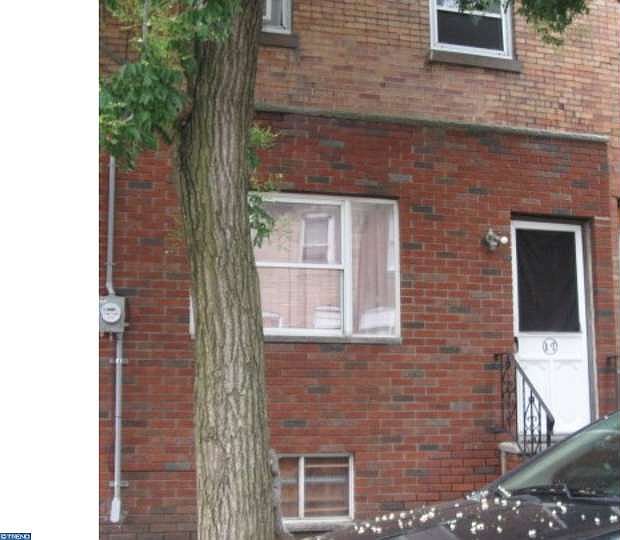 2nd image of 2632 Dickinson St