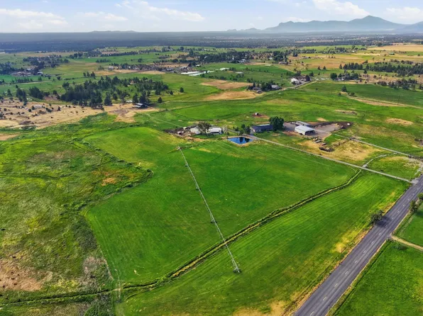 4799 SW Williams Rd, Powell Butte, OR 97753