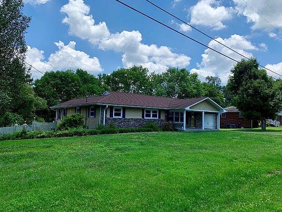 4th image of 3224 Shady Oak Ln
