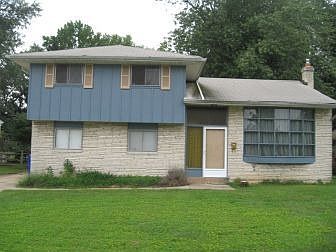 1st image of 2006 Carol Dr