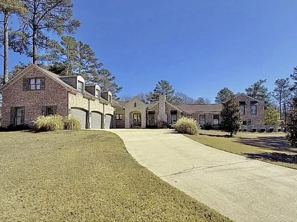 1604 Pecan Grv, Tupelo, MS 38801