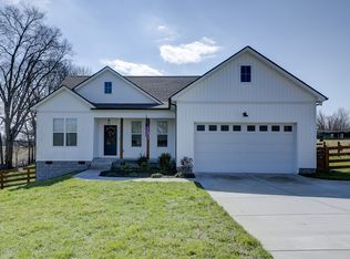 1058 Mapleash Ave, Columbia, TN 38401