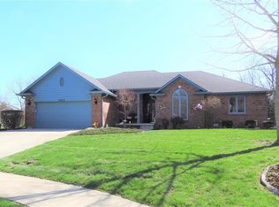 9932 E Warren Cir, Indianapolis, IN 46229