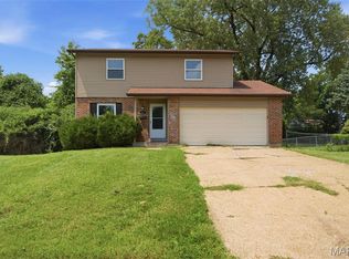 415 Hentschel Pl, Saint Louis, MO 63135