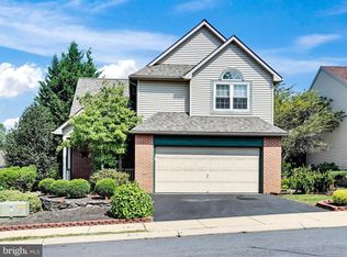 118 Brickyard Cir, Ephrata, PA 17522