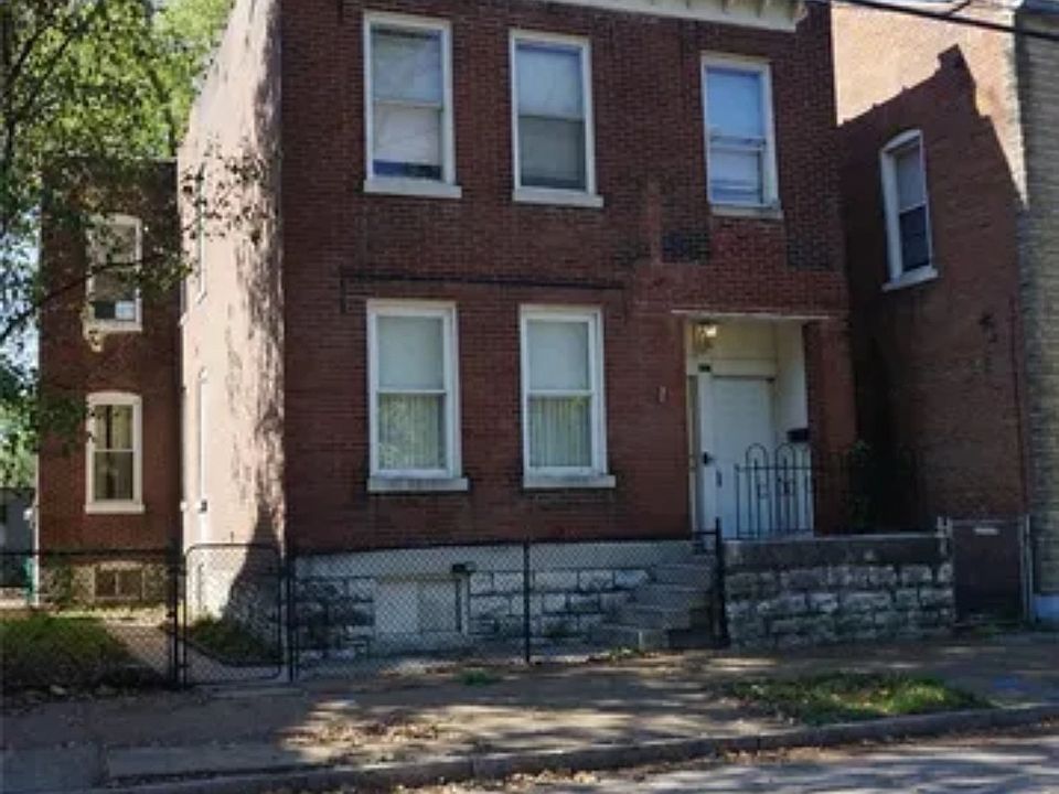 1st image of 120 W Courtois St #2