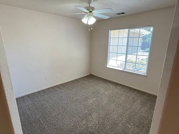 5th image of 3418 E Sycamore Ave