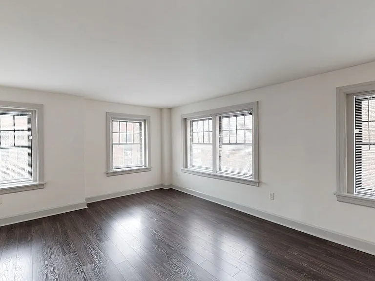 Dining/Living room