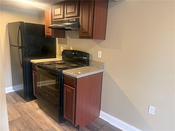 5th image of 3201 N Galvez St #2A
