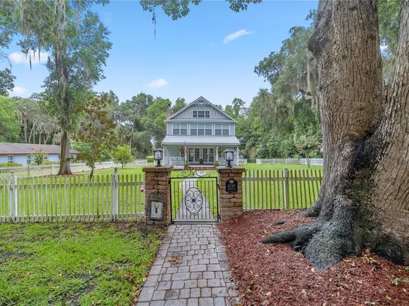 5750 Avenue H, McIntosh, FL 32664