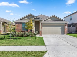 105 Montego St, Hutto, TX 78634