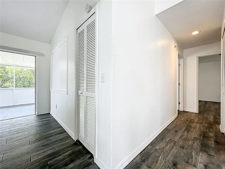 5716 Delano Ln — Photo 24