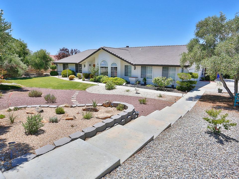 1st image of 16456 Olalee Pl