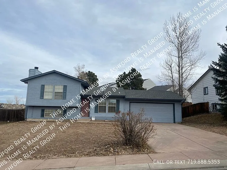 2308 Vintage Dr — Photo 2