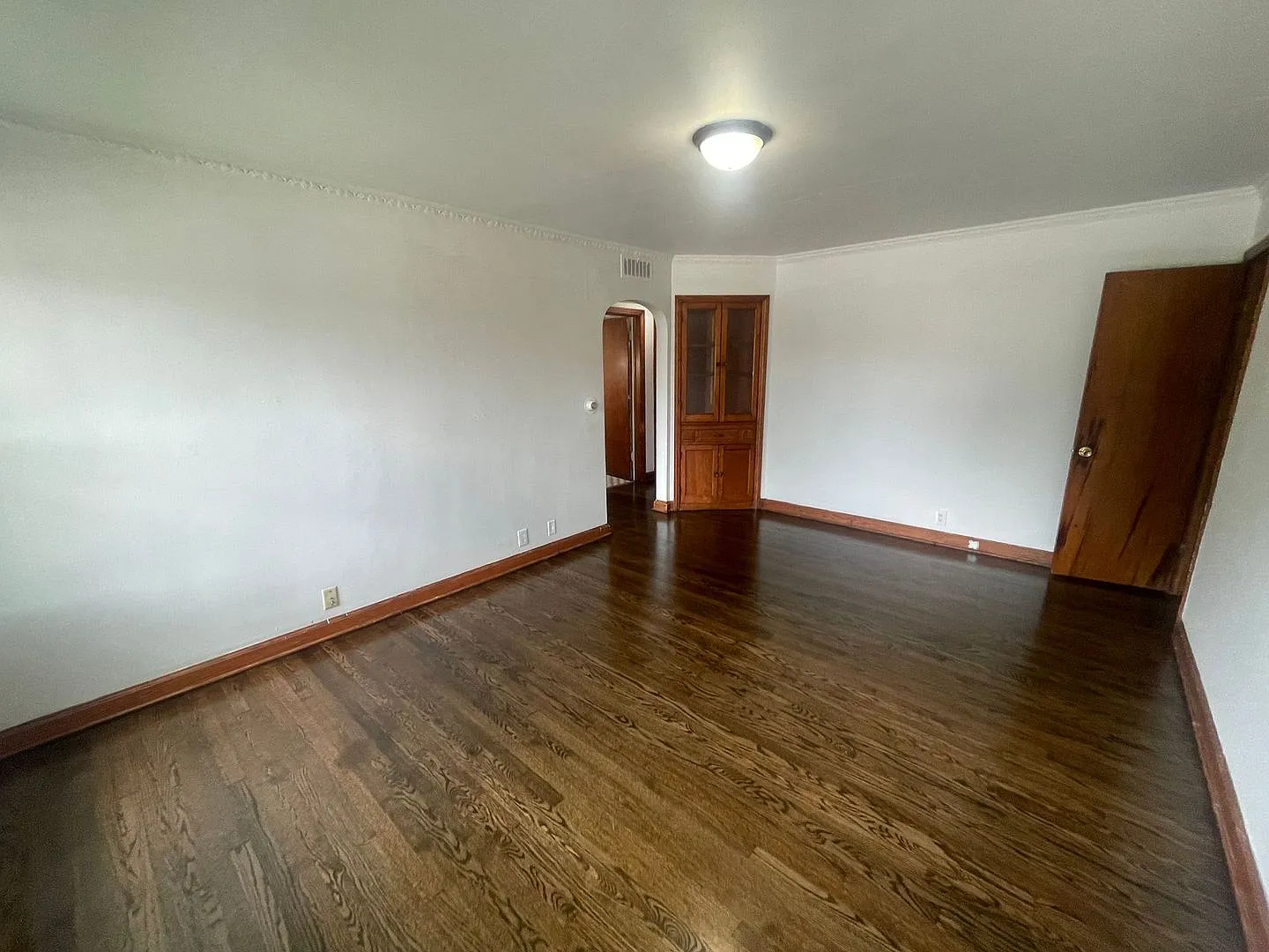 5431 W Greenfield Ave. (4 Unit) — Photo 2