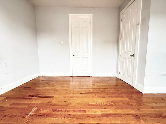 5th image of 827 Nostrand Ave APT 6