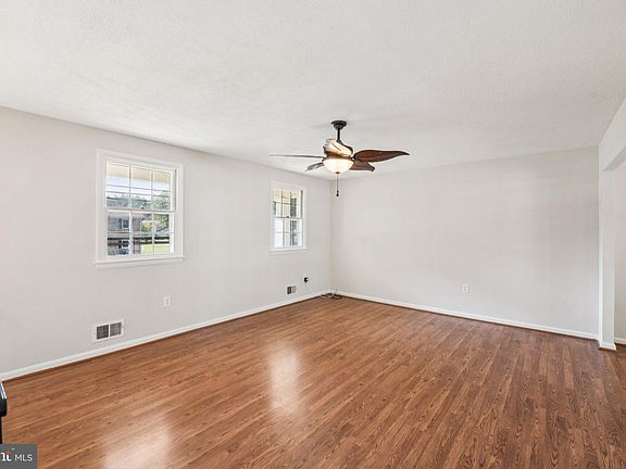 5th image of 10850 Pam Dr