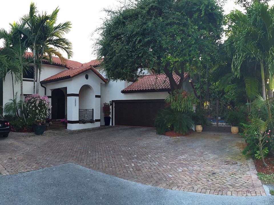 2nd image of 1874 SW 138th Ave