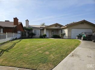 1231 Pecan St, Wasco, CA 93280