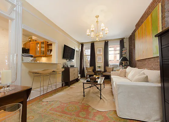 Sold by Tabak Real Estate | media 5