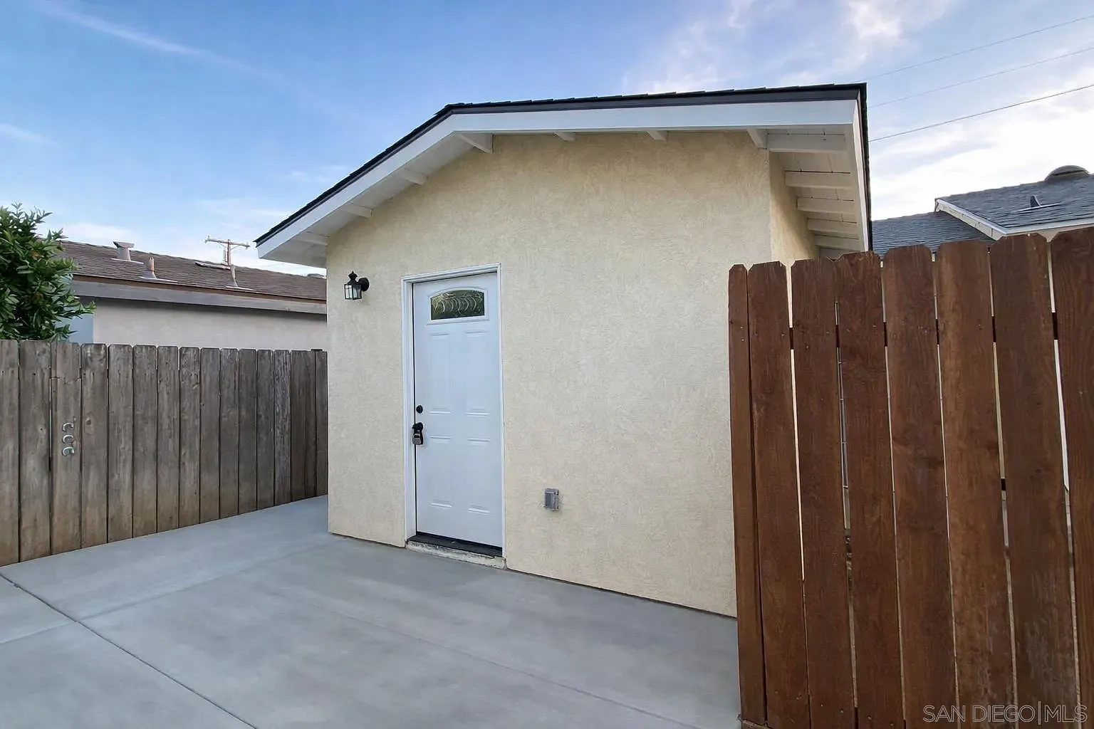 1 bed, 1.0 bath, 436 sqft, $1,750 — Photo 1