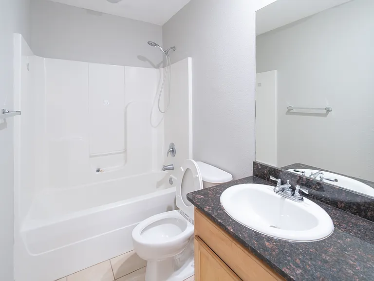 Upstairs Second Full Bath