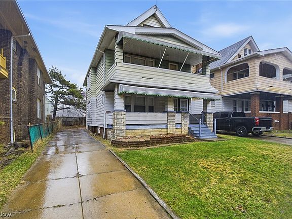 2nd image of 1867 Reyburn Rd