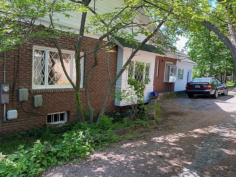 200 Howard St #A — Photo 2