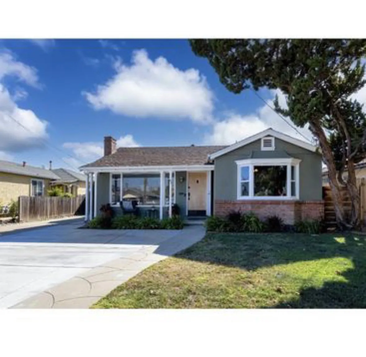 3 bed, 1380 sqft, $4,895 — Photo 2
