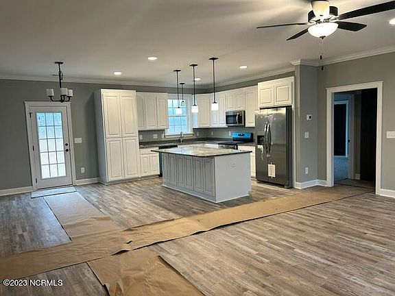 2nd image of 1019 Birchwood Drive
