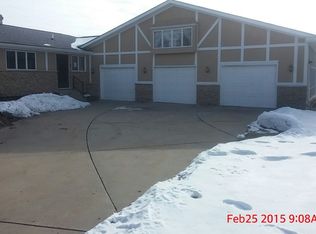 19727 W Tanglewood Dr E, Elwood, IL