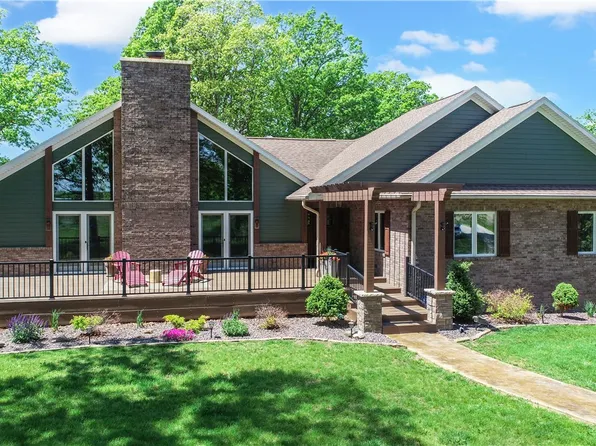 9739 N County Road 2250e, Ashmore, IL 61912