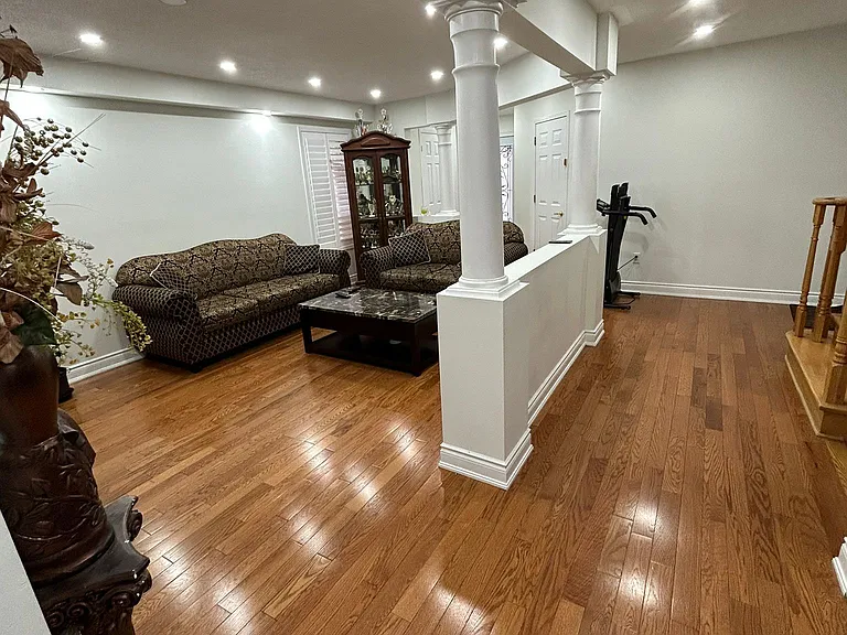 4332 Guildwood Way — Photo 3