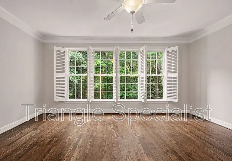 6121 Carlyle Dr — Photo 28