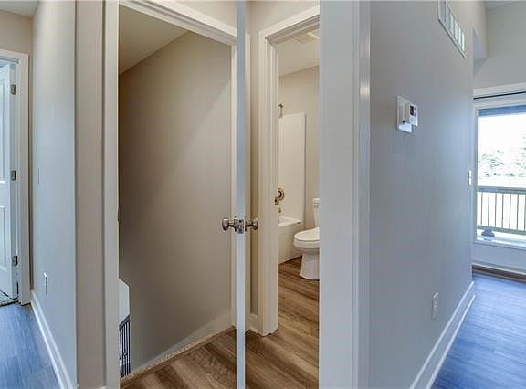 4th image of 3103 Carlisle Ct