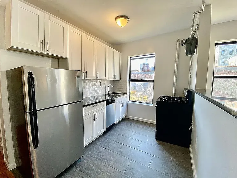 51 Buchanan Pl #3A — Photo 1